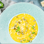 SOPA CETOGÊNICA DE PARMESÃO